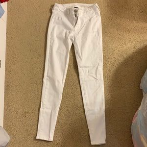 American Eagle White Skinny Jeans